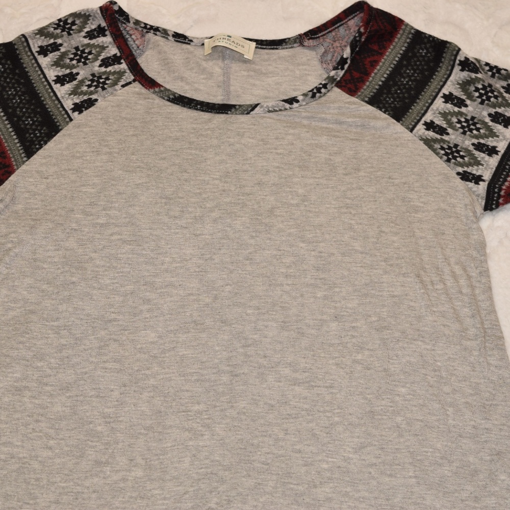 Grey Patterned 3/4 Sleeve - Picture 2 of 3